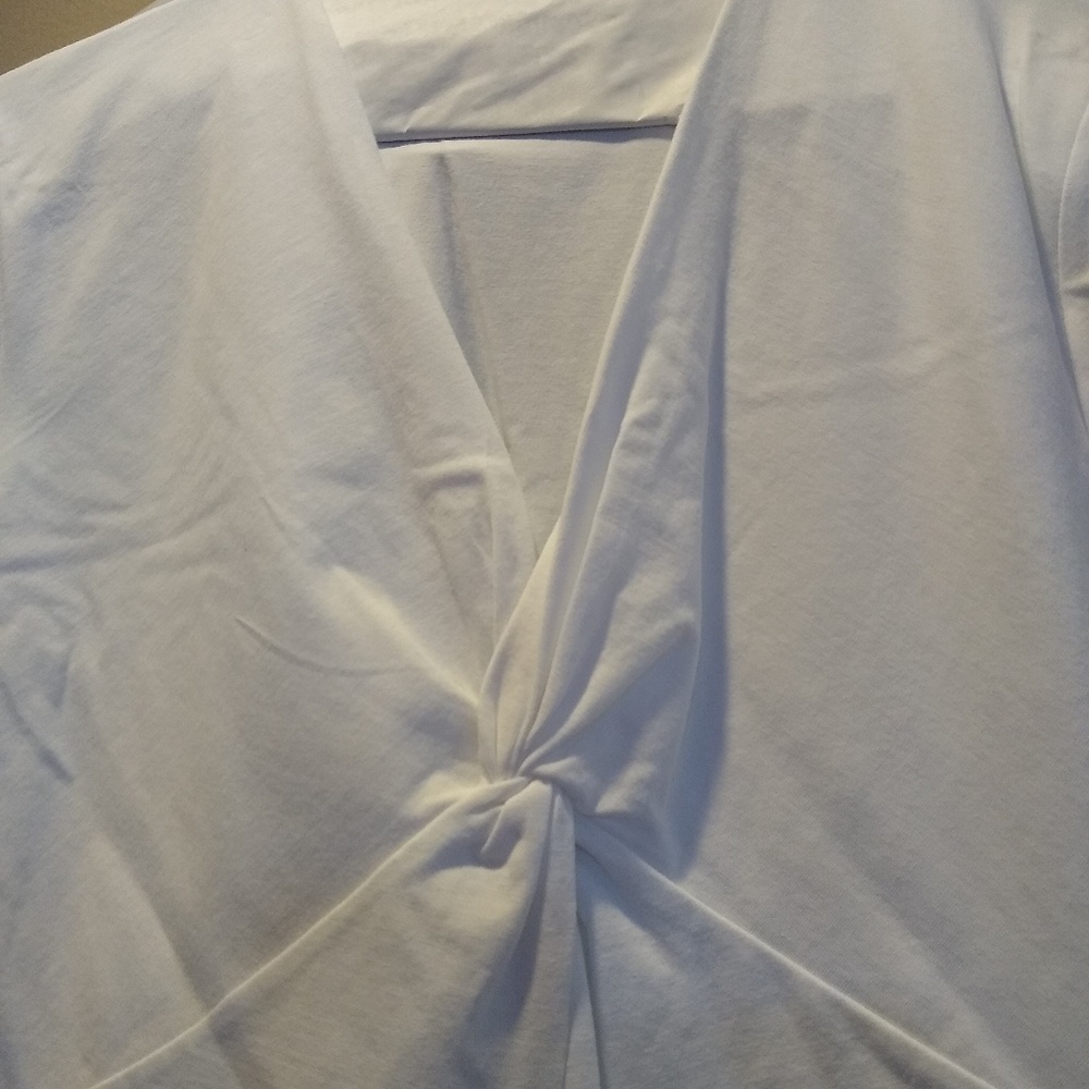 Jones of New York white knit top